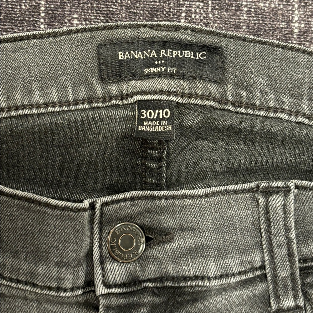 Banana Republic Skinny Fit gray jeans - size 30/10